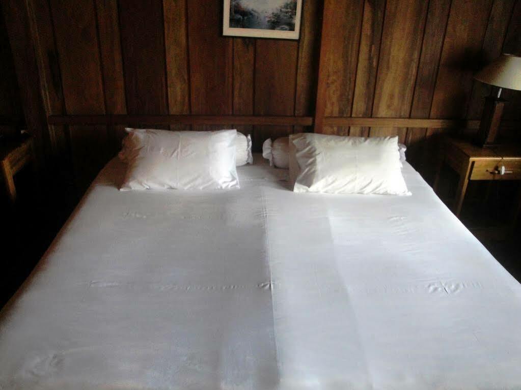 Gardenia Country Inn Tomohon Esterno foto