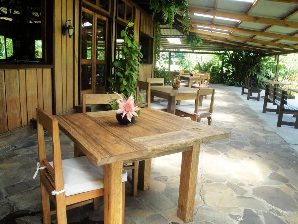 Gardenia Country Inn Tomohon Esterno foto