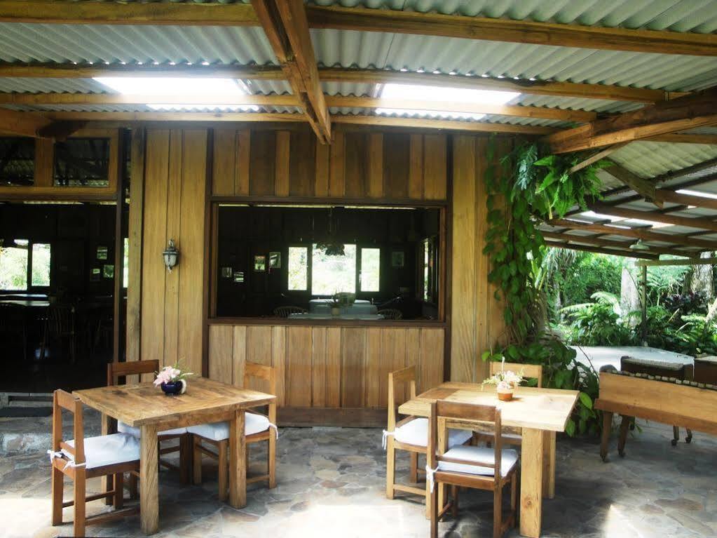 Gardenia Country Inn Tomohon Esterno foto